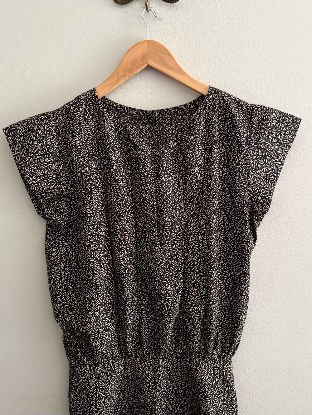 Vintage Handmade Lightweight Summer Dress - Picture 2 of 7